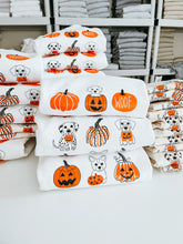 Load image into Gallery viewer, PUMPKINS &amp; DOGS CREWNECK
